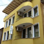 Elit Penzion 2*